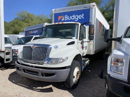 2019 International MA025 26ft Box Truck
