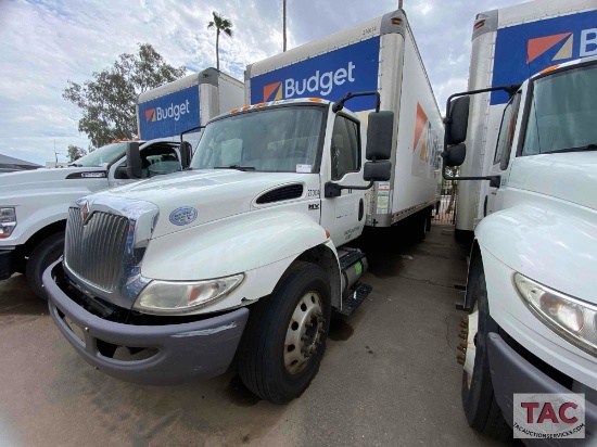 2020 International MV607 26ft Box Truck w/ Liftgate