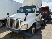 2017 FREIGHTLINER CASCADIA DAY CAB SEMI TRUCK