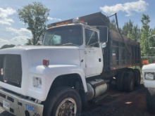 1996 FORD LT8000 DUMP TRUCK