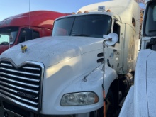 2016 Mack Pinnacle Sleeper Semi Truck