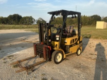 2016 Yale GLC050LXNDAV062 4,000LB Forklift