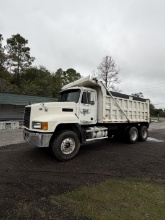 1999 Mack CH613 Tandem Axle Dump Truck