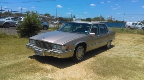 1990 Cadillac Fleetwood