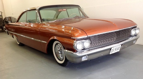 1961 Ford Starliner Bubble Top