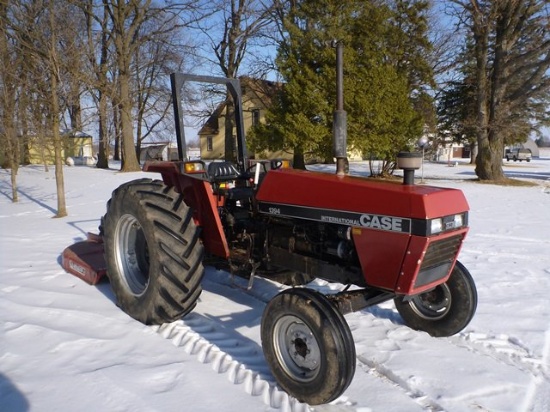 Case IH 1394 tractor