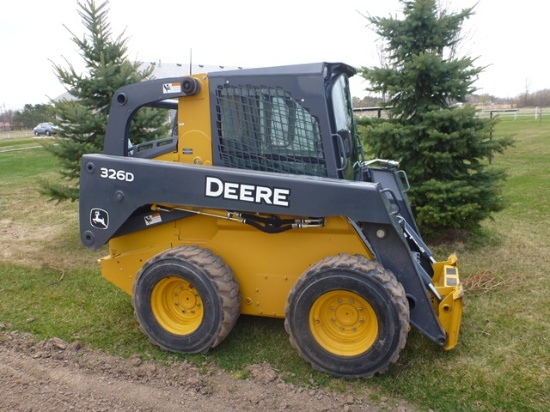 John Deere 326D Skid Loader