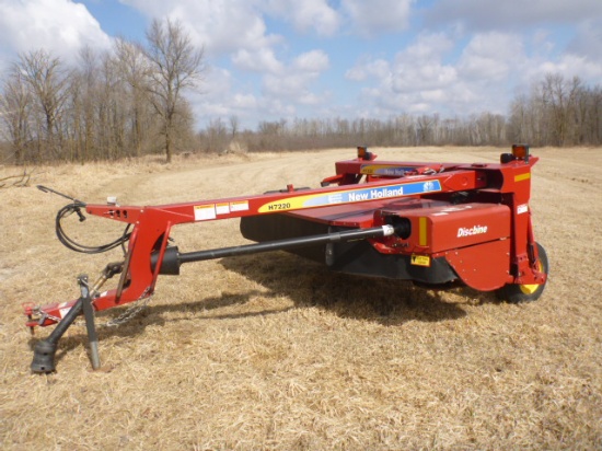 2015 New Holland H7220 disc bine