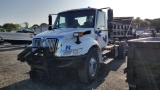 2002 International 4400 Hook Truck