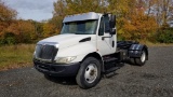 2003 International 4200 Hook Truck