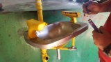 Eye station