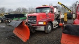 1999 Mack CH613 With Plow and Sander