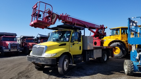 International 4300 Bucket Truck