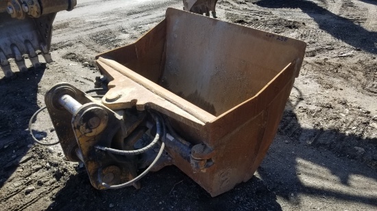 Tilt bucket