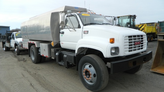 2002 Gmc C7500 Tanker Truck