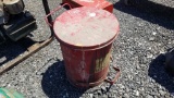 Oil waste can