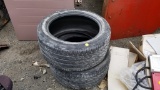 (2) pirelli 275/40/18 tires