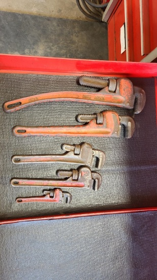 Pipe Wrenches (5)