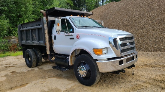 2003 Ford F750 6 Wheel Dump truck