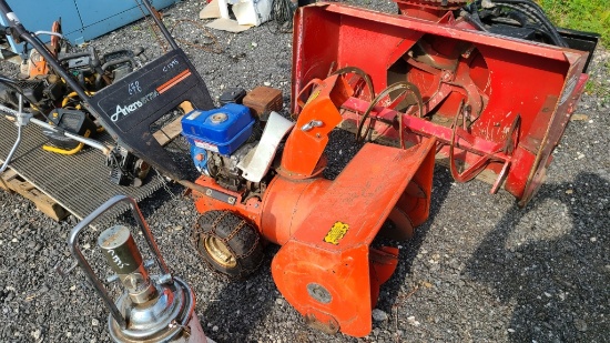 Ariens St724 Snowblower