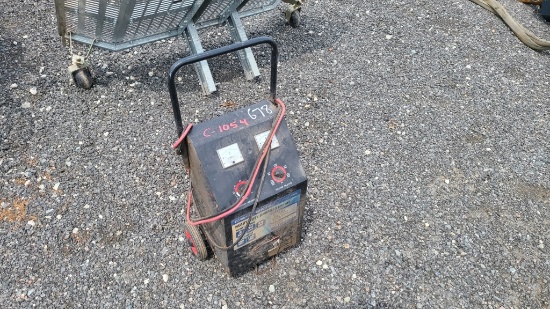 Centech  Battery Charger