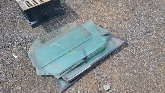 Bobcat Skidsteer Glass