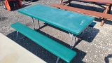 Picnic table