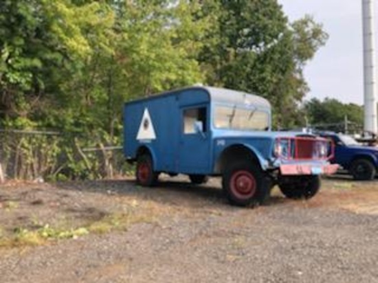 1968 M-725 Military Ambulance