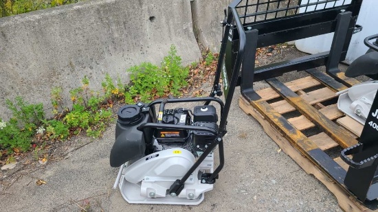 Mustang lf88 plate compactor