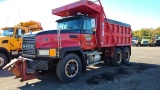 1995 Mack cl713 dump truck