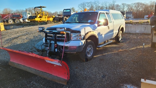 2005 Ford F250 With Plow
