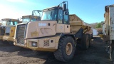 John deere 250d artulated dump truck