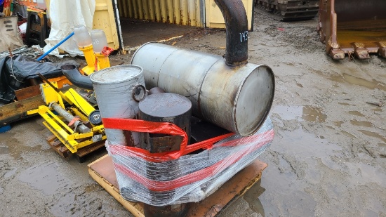 Pallet lot - exhaust stacks
