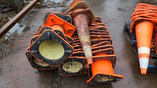 Lot - Road Cones