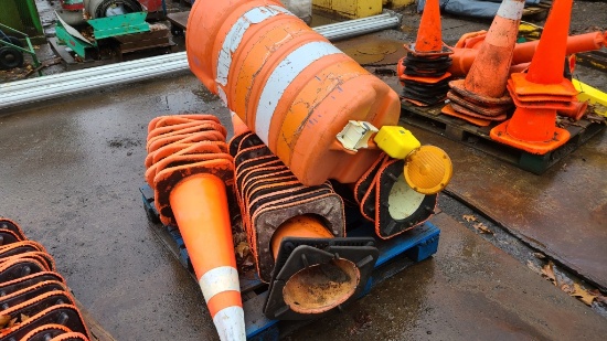 Lot - Road Cones