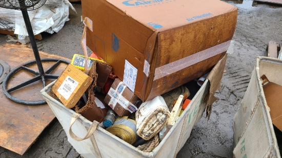 Pallet lot - Straps, etc
