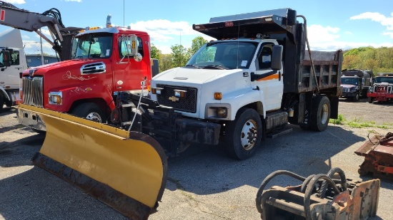2005 Chevy c8500 dump with plow