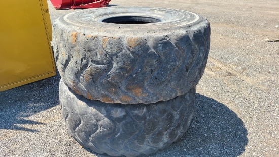 (2) 26.5r25 loader tires