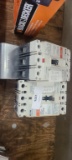2 Pcs 70 Amp And 100 Amp Breakers