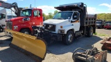 2005 Chevy c8500 dump with plow