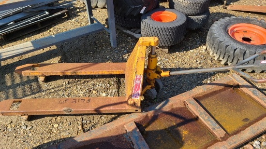 Pallet jack