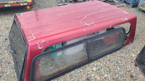 Truck cap