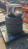 Lot 3 tires 265/50r20 and aluminum sander