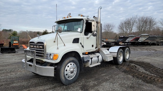 2005 Mack Granite Cv713 Tractor