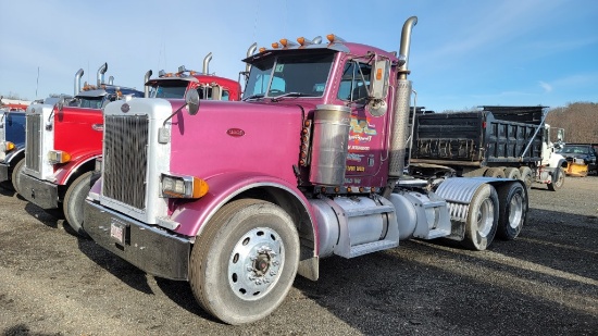 2001 Peterbilt Tractor