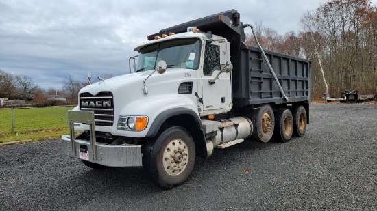 2004 Mack Cv713 Granite Triaxle Dump Truck