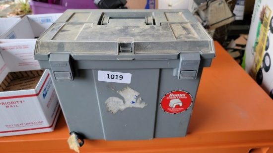 Plastic tool bin