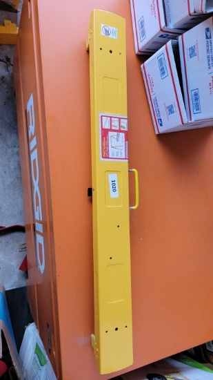 Steel sawhorse