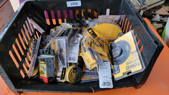 Large lot - assorted Dewalt bit drivers