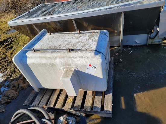Utility lift bucket